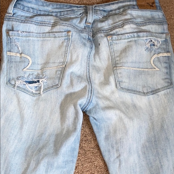 American Eagle ripped jeans - Picture 3 of 3